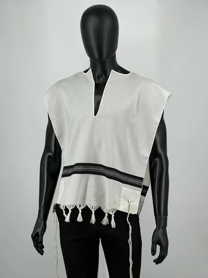 Wool Tallit Katan – Ashkenazi or Sephardi – Badatz Eida Chareidit Certified