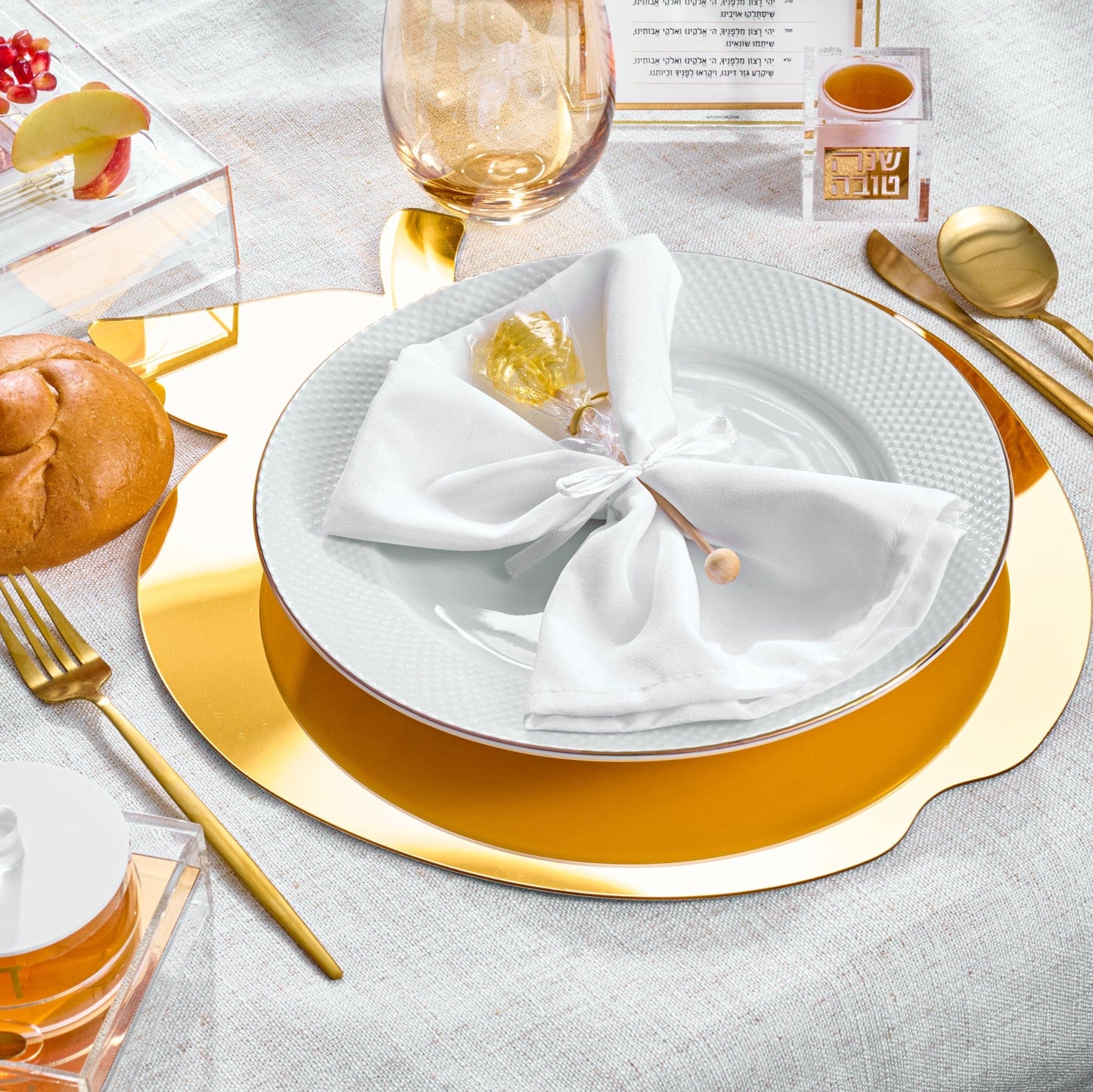Rosh Hashanah 2025 Classic 2.0 Tablescape
