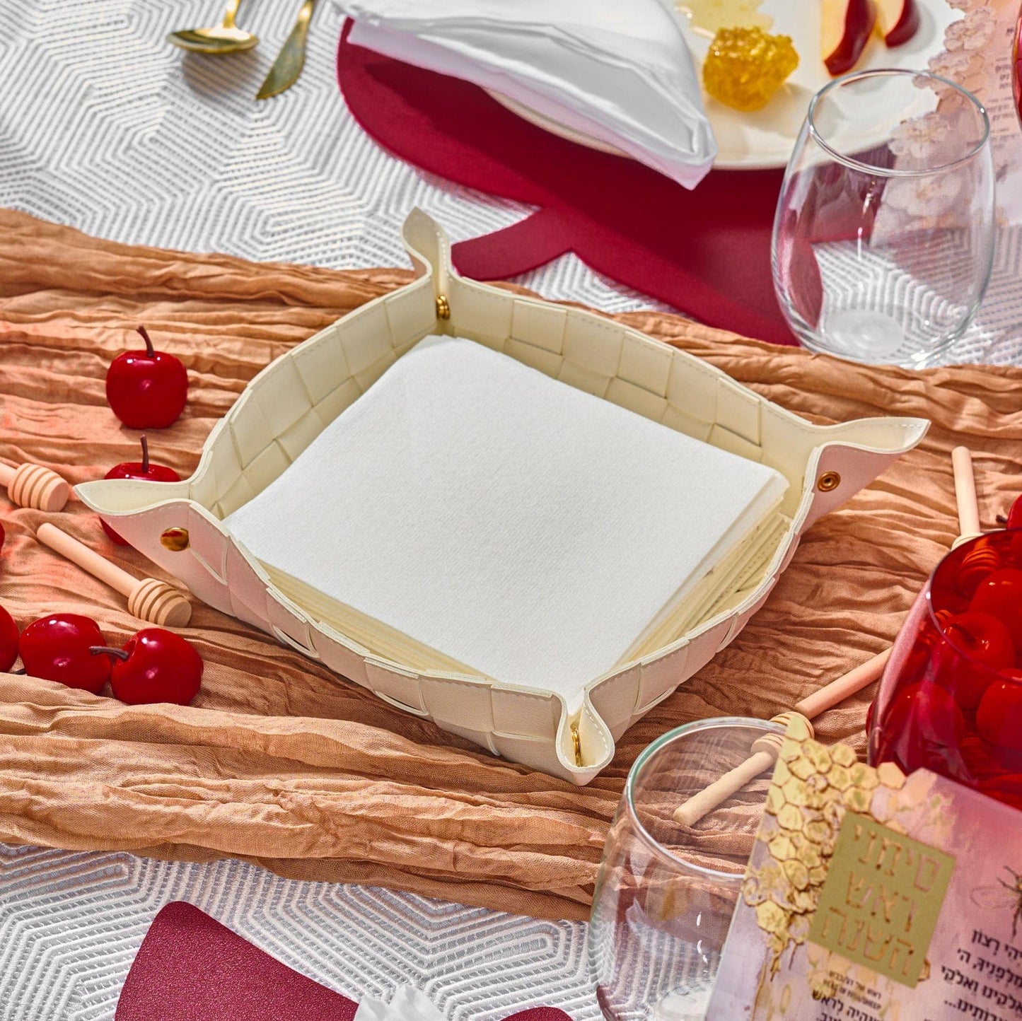 Rosh Hashanah 2025 Painted Tablescape