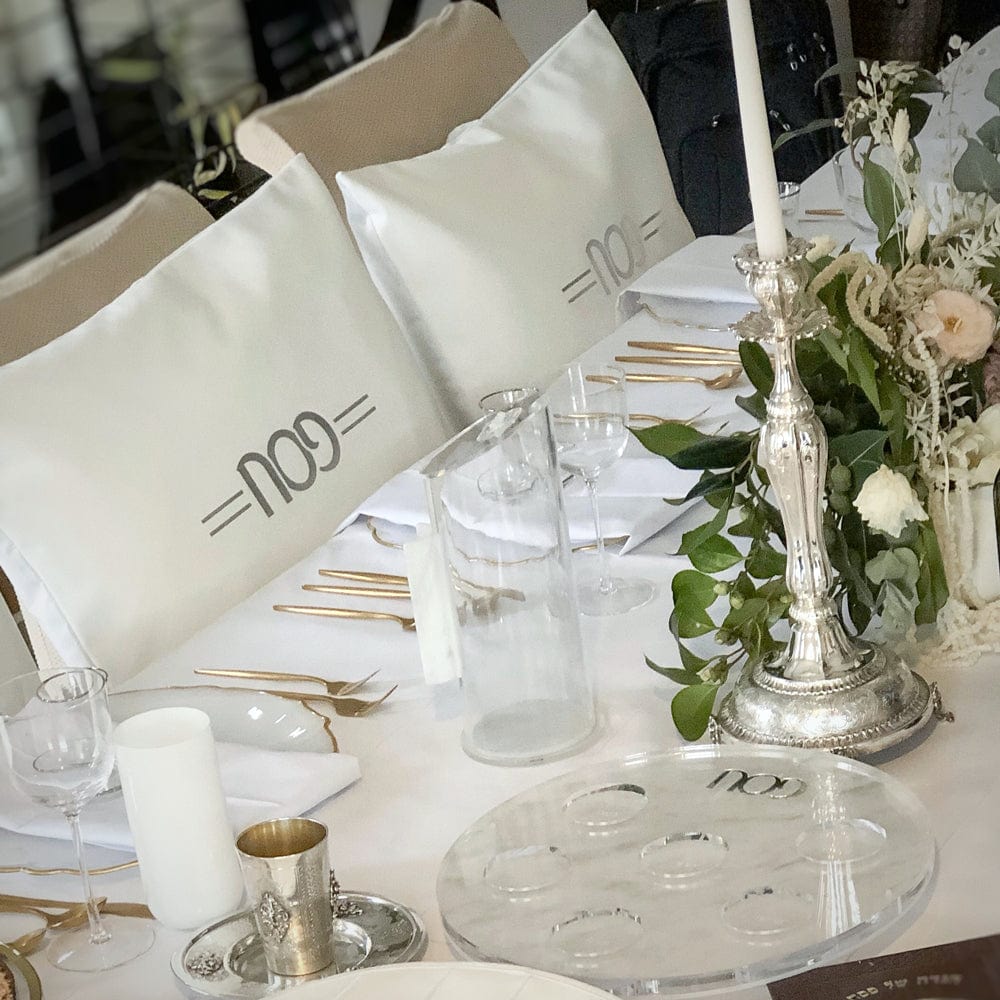 White Pillow Case - Waterdale Collection